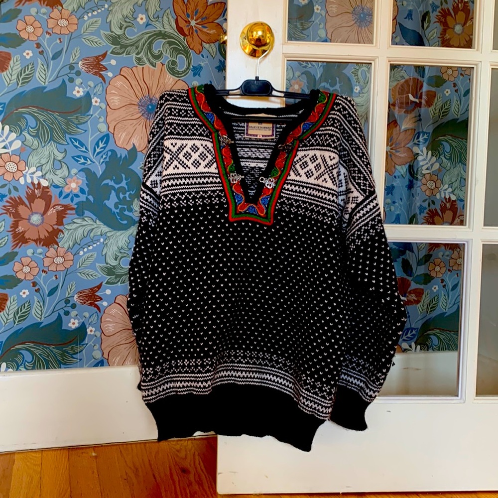 Norwegian 100% wool sweater